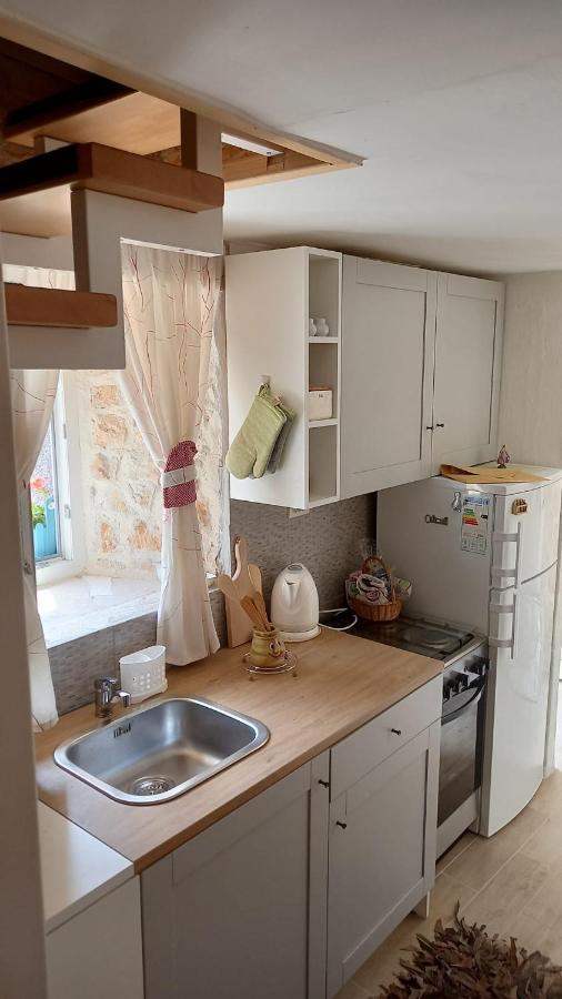 Апартаменти Apartman Niki, Medov Dolac - Lovrec Екстер'єр фото